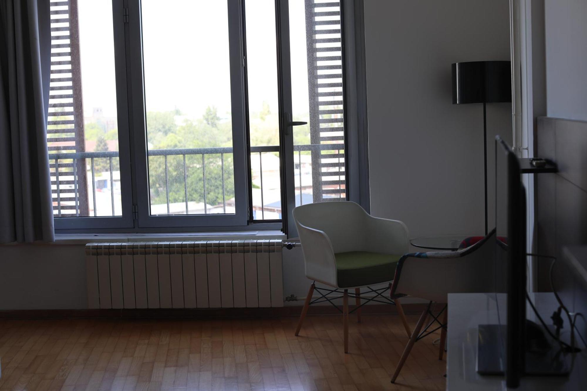 Luminous Dorcol Escape Belgrad